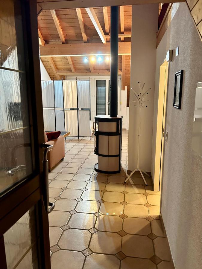 Dachwohnung In Flughafennaehe Kloten Exteriör bild